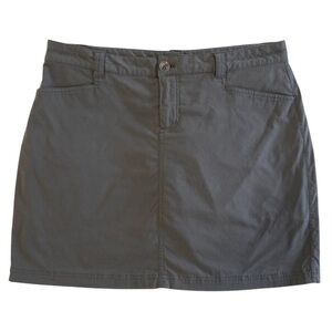 Eddie Bauer gray athletic skort with pockets in front and back. Women's size 10